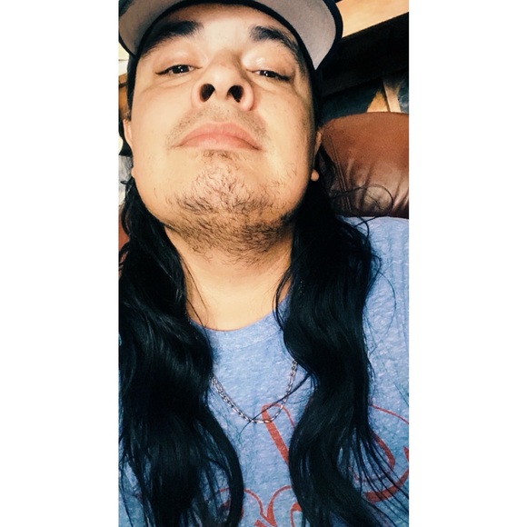 Meet your Posher, Arnoldo - Picture 1 of 16